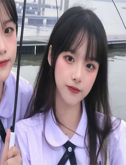 美女dj視頻_年輕女教師6在線播放